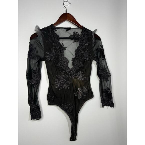 For Love & Lemons Amber Scallop Edge Bodysuit Flesh Black Floral Appliqué Sz. S - Picture 2 of 9